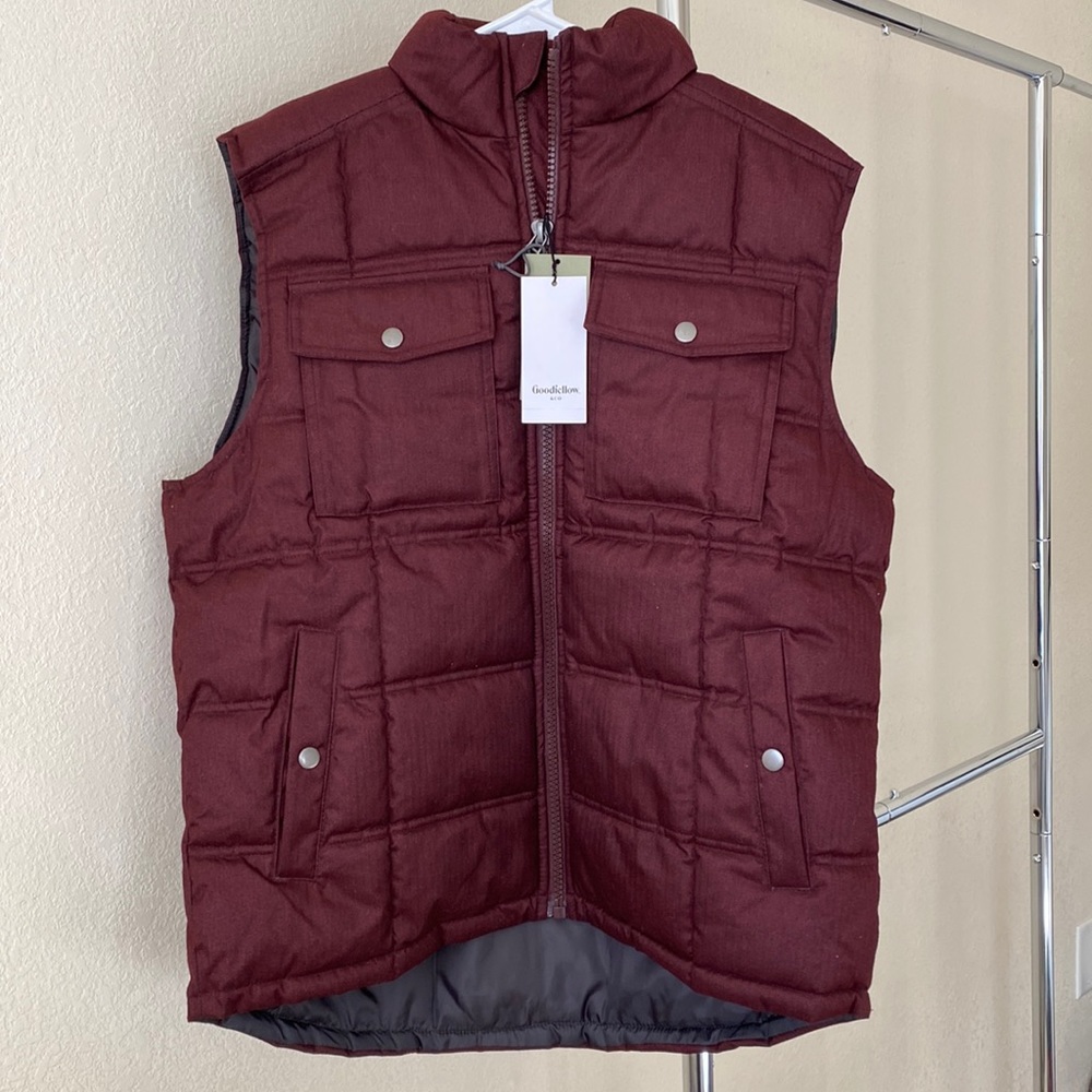 NWT burgundy puffer vest